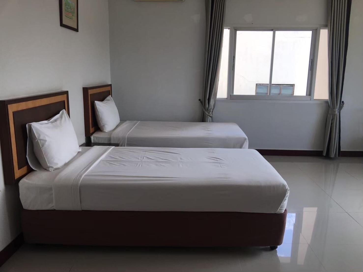 Kp Hotel Udonthani Kumphawapi Exterior foto